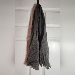 Pringle Gray Pure Wool Scarf Has Small Hole